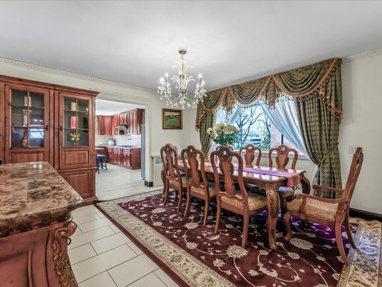 Chandelier, Dining room, Interior