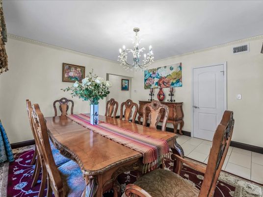 Chandelier, Dining room, Interior