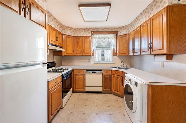 Interior, Kitchen, Washer