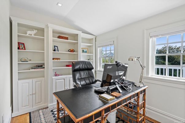 Home Office, Interior, Recessed Lighting, Wood Texture Flooring