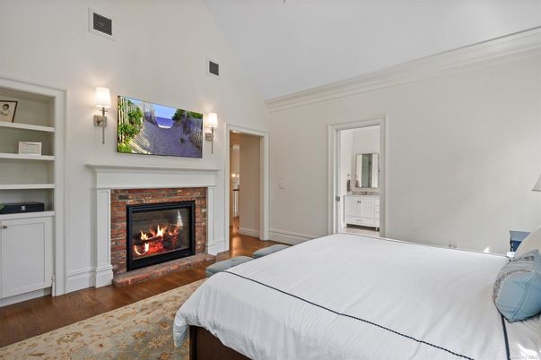 Bedroom, Fireplace, Interior, Wood Texture Flooring