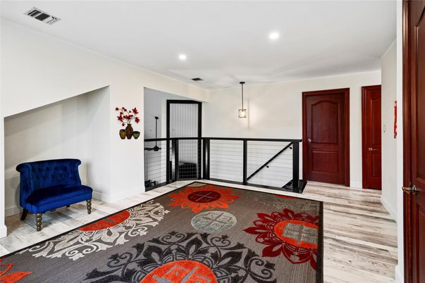 Interior, Pendant Lights, Recessed Lighting, Wood Texture Flooring