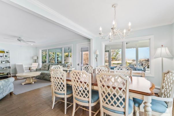 Chandelier, Dining room, Interior, Living room, Wood Texture Flooring