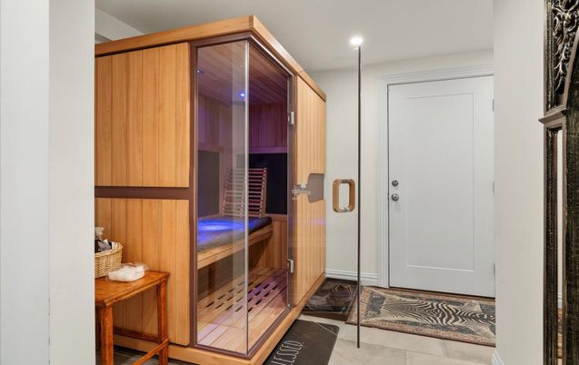 Interior, Recessed Lighting, Sauna Room