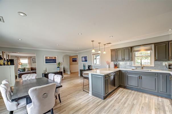 Dining room, Interior, Kitchen, Pendant Lights, Recessed Lighting, Wood Texture Flooring