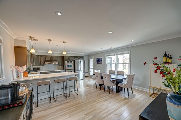Dining room, Interior, Kitchen, Pendant Lights, Recessed Lighting, Stainless Steel Appliances, Wood Texture Flooring