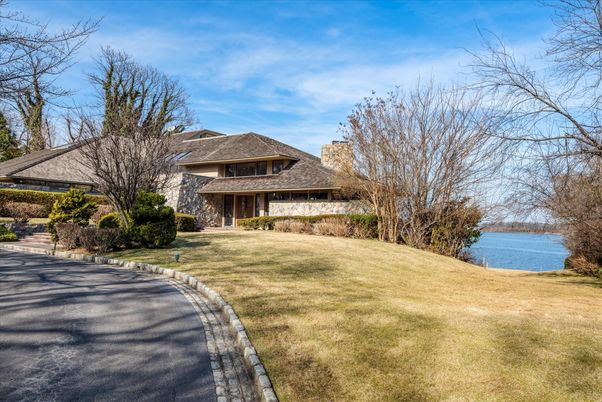 Backyard, Exterior, Water