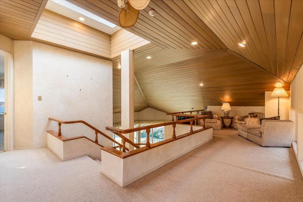 Interior, Living room, Recessed Lighting, Wooden Ceilings
