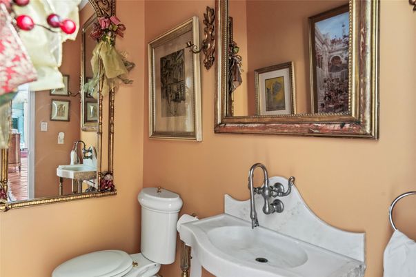 Bathroom, Interior