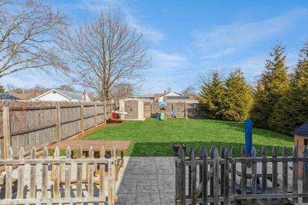 Backyard, Exterior, Playground