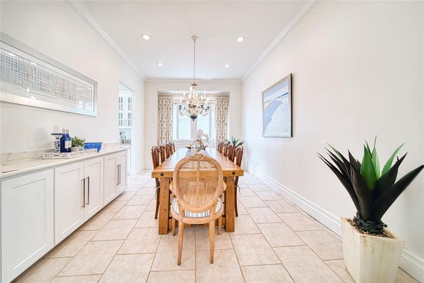 Chandelier, Dining room, Interior, Recessed Lighting