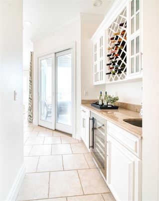 Interior, Kitchen, Recessed Lighting, Wine Storage