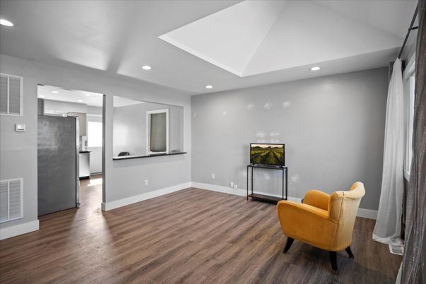 Empty room, Interior, Recessed Lighting, Wood Texture Flooring