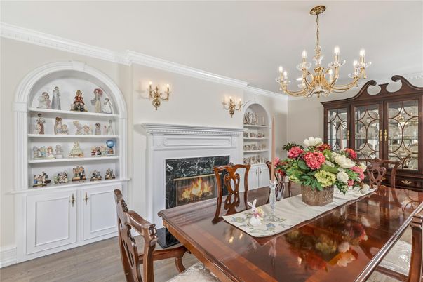 Chandelier, Dining room, Fireplace, Interior, Wood Texture Flooring
