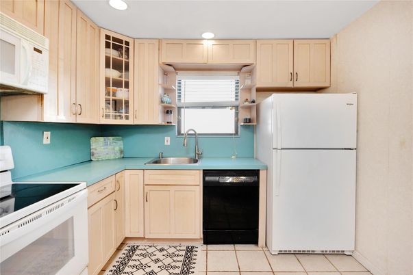Interior, Kitchen, Recessed Lighting