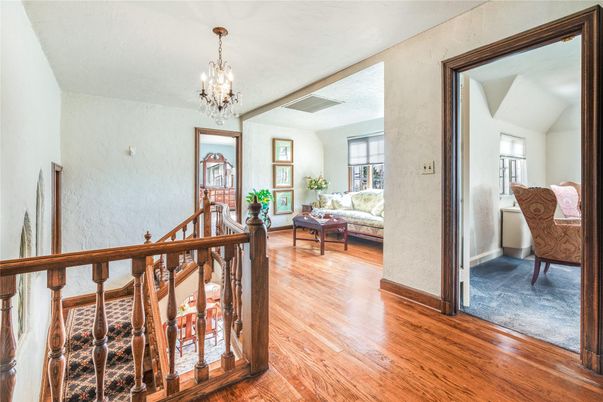 Chandelier, Interior, Wood Texture Flooring