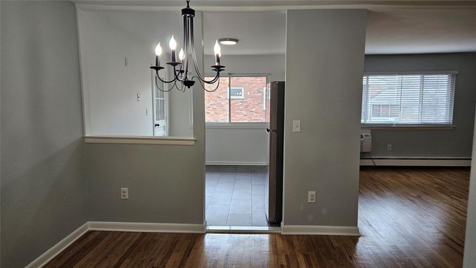 Chandelier, Empty room, Interior, Wood Texture Flooring