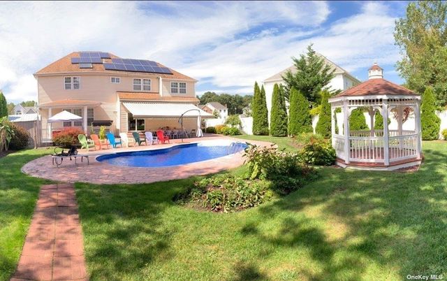 Backyard, Exterior, Pool, Solar Panels
