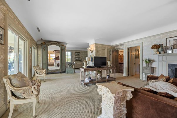 Fireplace, Interior, Living room