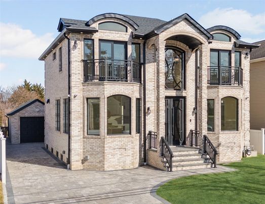 Exterior, Facade, Brick Facade, French Provincial