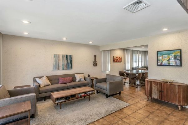 Dining room, Interior, Living room, Recessed Lighting