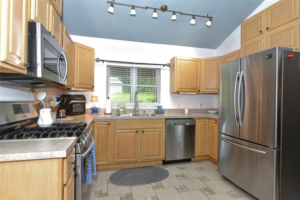Interior, Kitchen, Stainless Steel Appliances