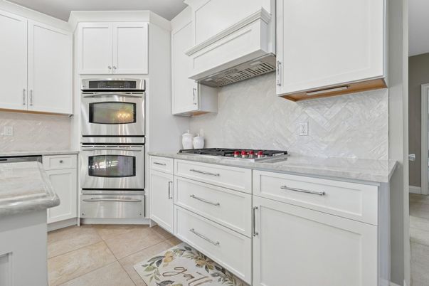 Interior, Kitchen, Stainless Steel Appliances