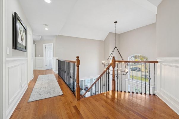 Chandelier, Interior, Recessed Lighting, Wood Texture Flooring
