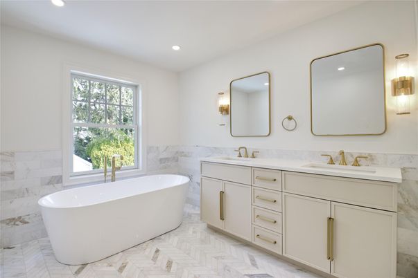 Bathroom, Dual Sink Vanities, Free Standing Baths, Interior, Marble, Recessed Lighting