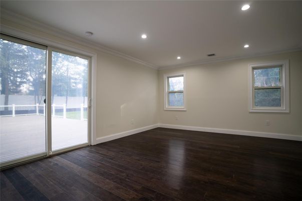 Empty room, Interior, Recessed Lighting, Wood Texture Flooring