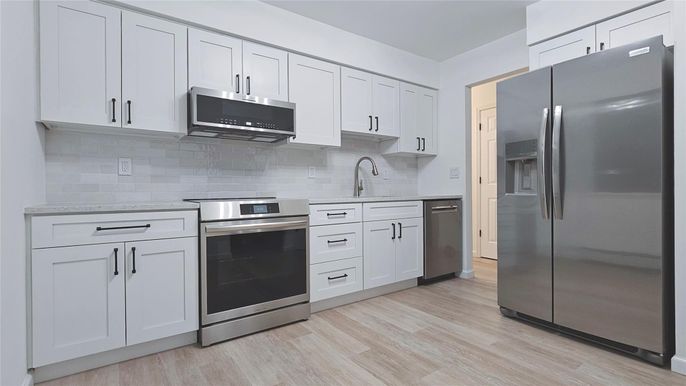 Interior, Kitchen, Stainless Steel Appliances, Wood Texture Flooring