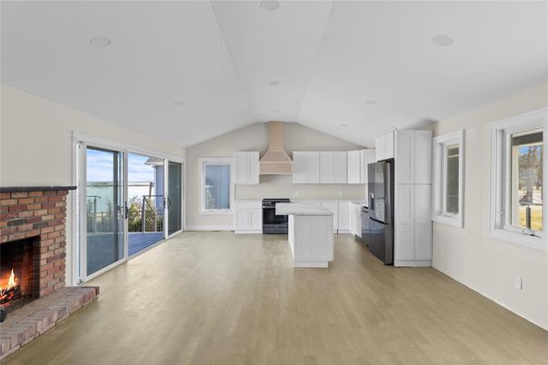 Fireplace, Interior, Kitchen, Pendant Lights, Recessed Lighting, Wood Texture Flooring