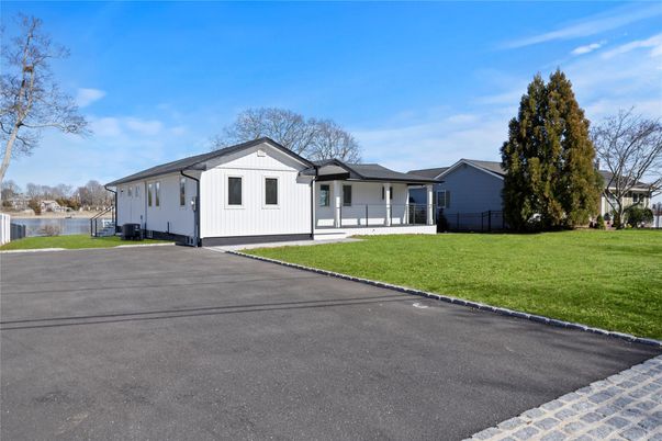Backyard, Exterior, Facade, Farmhouse