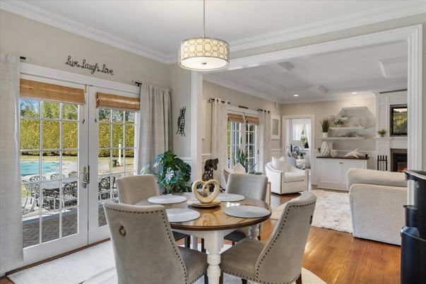Dining room, Interior, Living room, Pendant Lights, Recessed Lighting, Wood Texture Flooring