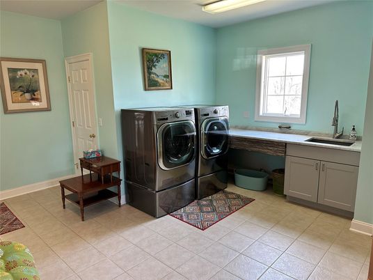 Interior, Washer