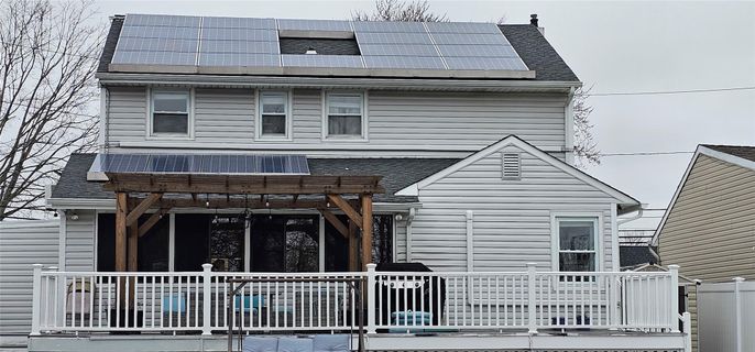 Exterior, Facade, Solar Panels, Queen Anne Victorian