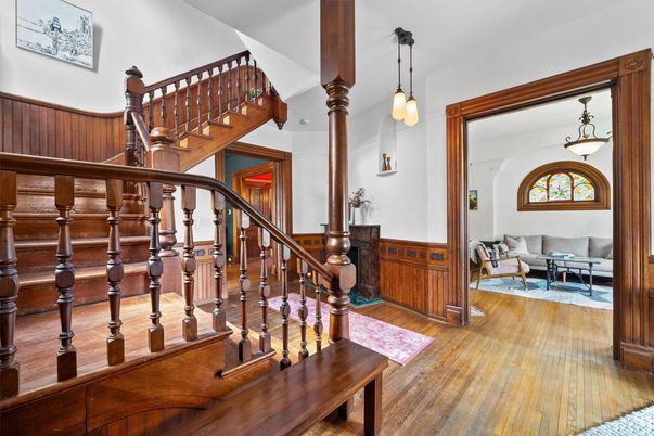 Interior, Pendant Lights, Wood Texture Flooring