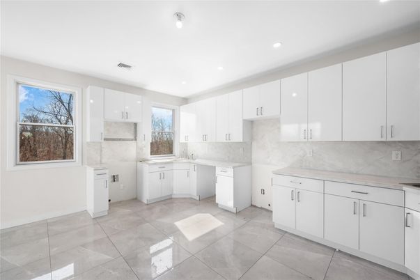 Interior, Kitchen, Marble Walls, Recessed Lighting