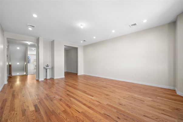 Empty room, Interior, Recessed Lighting, Wood Texture Flooring