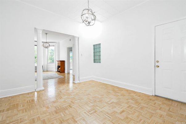 Chandelier, Empty room, Interior, Pendant Lights, Wood Texture Flooring