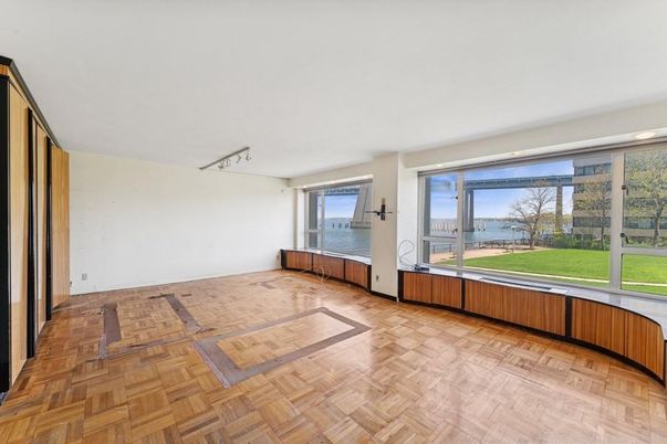 Empty room, Interior, Water, Wood Texture Flooring