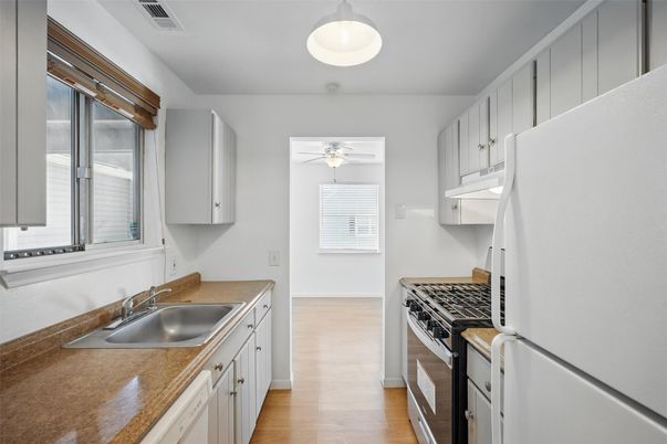 Interior, Kitchen, Wood Texture Flooring