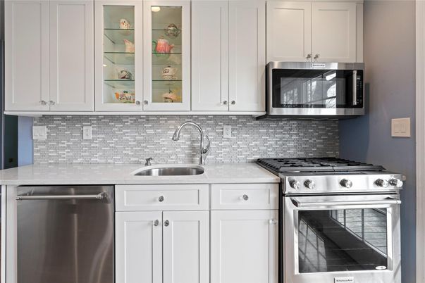 Interior, Kitchen, Stainless Steel Appliances