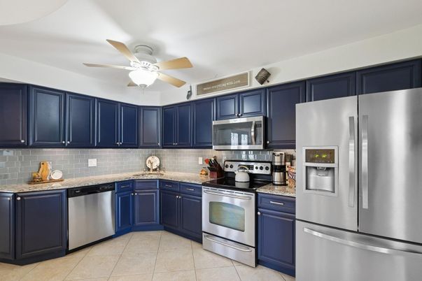 Interior, Kitchen, Stainless Steel Appliances
