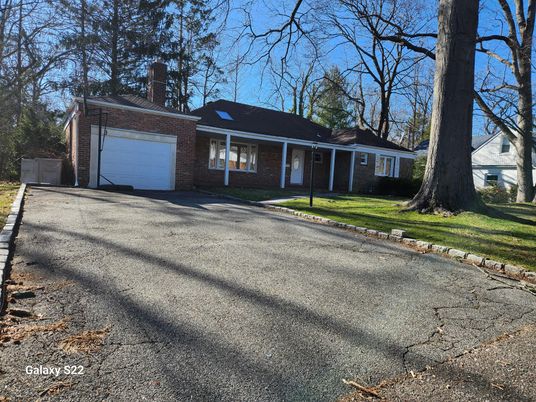 Attached, Exterior, Facade, Brick Facade, Ranch