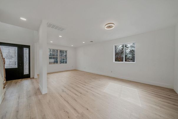 Empty room, Interior, Recessed Lighting, Wood Texture Flooring