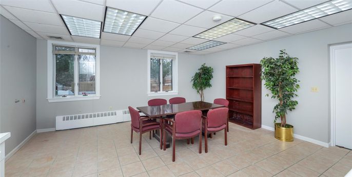 Dining room, Interior