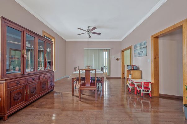 Dining room, Interior, Wood Texture Flooring