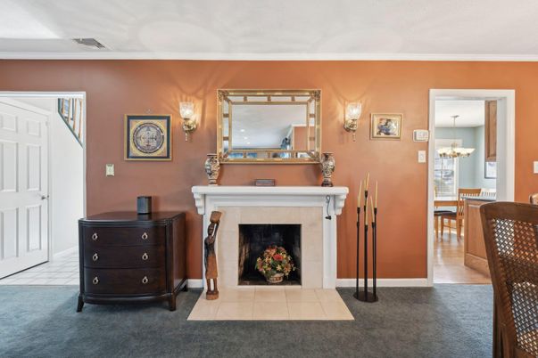 Chandelier, Dining room, Fireplace, Interior