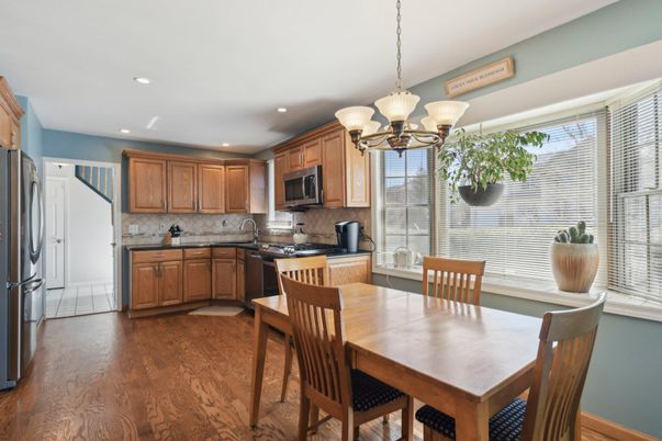 Chandelier, Dining room, Interior, Kitchen, Recessed Lighting, Wood Texture Flooring